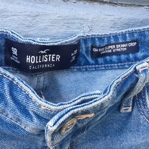 Hollister Jeans - NWOT! High Rise Super Skinny Crop Hollister Jeans - NWOT! High Rise Super Skinny Crop
